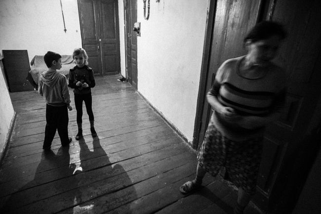Arik Shraga. Eastern Ukraine. Kharkov. Angelina and her shared apartment neighbor