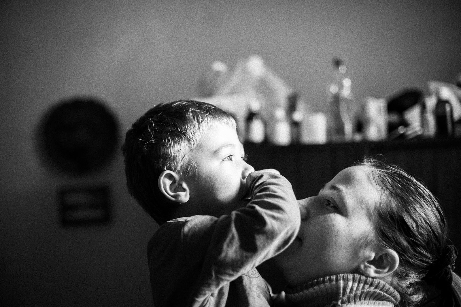 Arik Shraga. "Joint" Families: The Stories of Love. Chishinau. Vova and his mom Vova is often gets sick. He is afraid of people coming to his house thinking that they’re either doctors or people who can infect him.