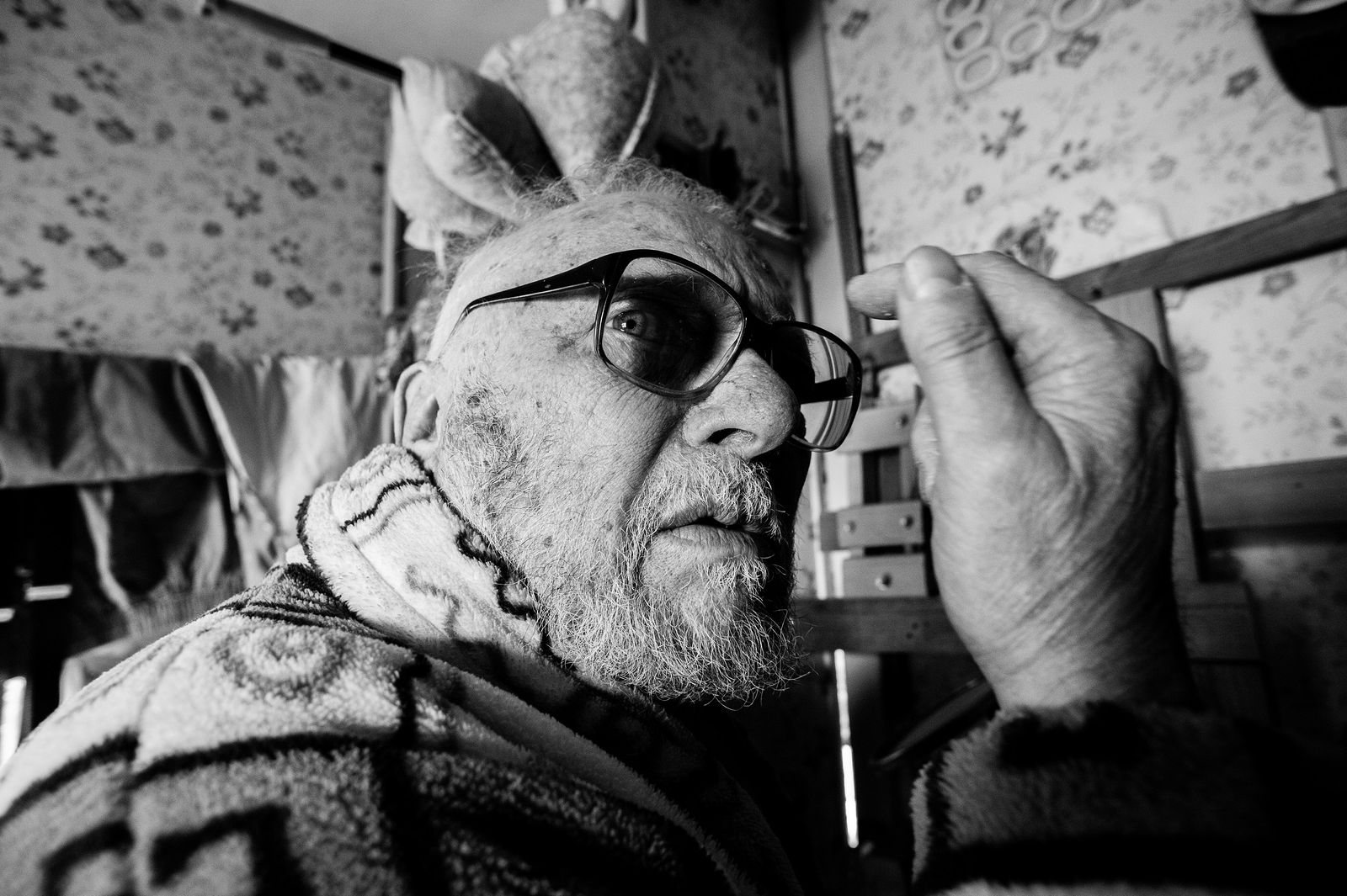 Arik Shraga. Humanitarian Photography. "The first tasty and satisfying meal in my whole life I had at a charity soup kitchen several years ago" “Never ever in my life I’ve had a single tasty meal. In childhood I was starving and later I had only low-quality meals at a factory where I had been working. The soup at the factory canteen reminded a thin broth, and the main course had always been just awful. So when I started to attend Hesed soup kitchen I couldn’t believe my own happiness”